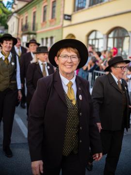 Izjemen obisk zaznamoval 50. Dneve narodnih noš in oblačilne dediščine v Kamniku (Blaž T. Muc)  (126)